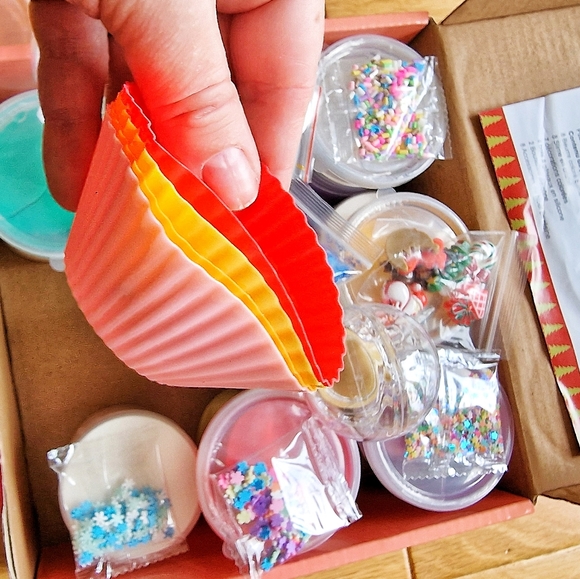 Fluffy Slime Kits for Girls Boys,with Cute Charms Soft Non-Sticky Butter slime - Picture 2 of 12